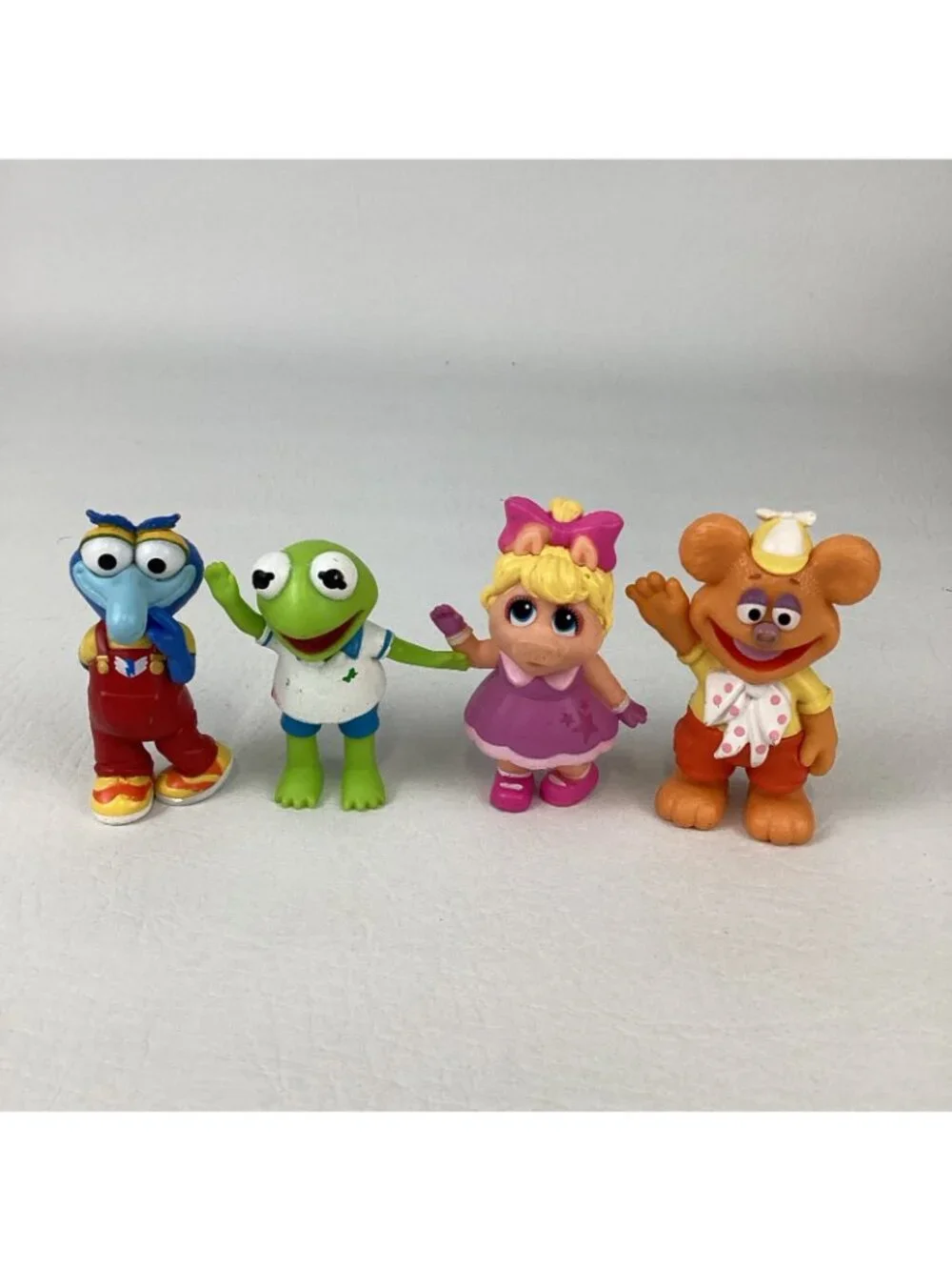 Disney Jr Muppet Babies Friendship School Bus Sounds Figures Bundle Piggy Gonzo